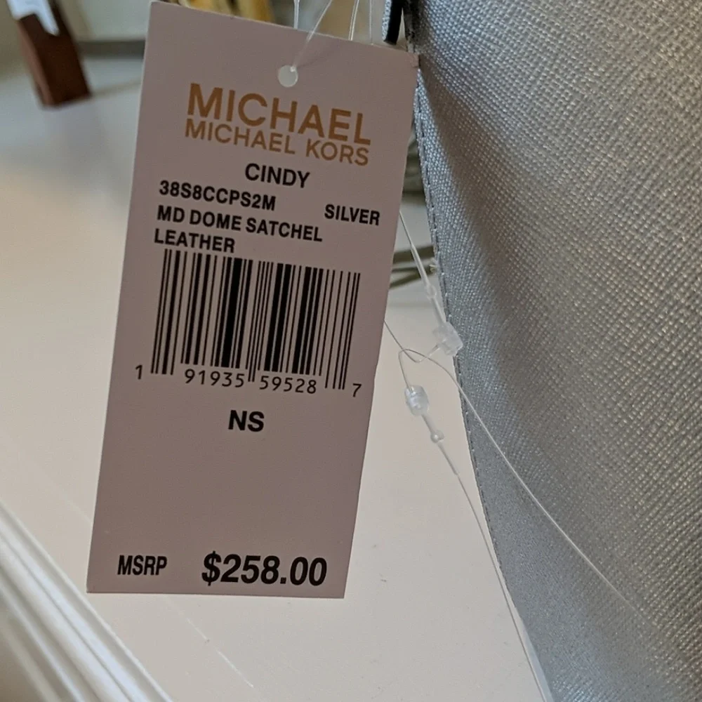 Michael Kors Medium Cindy Dome Satchel
